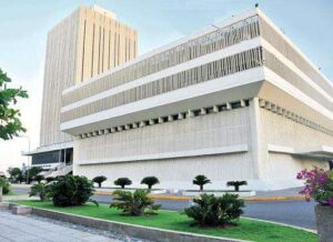 Kiosk space offers small retail prospects at MoBay airport - Jamaica ...