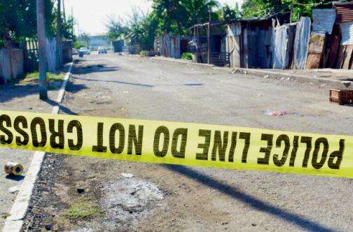 Security guards kill gunman in downtown wholesale break-in - Jamaica ...
