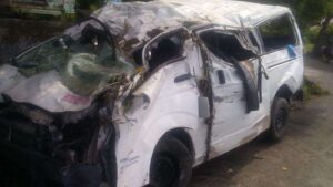 Several injured in minibus crash along North Coast Highway - Jamaica ...