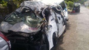 Several injured in minibus crash along North Coast Highway - Jamaica ...
