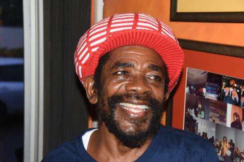 ‘Trailblazer’ Cocoa Tea leaves behind rich legacy - Jamaica Observer