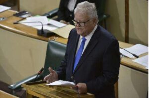 Gov't procuring 100,000 laptops, tablets for PATH students - Jamaica ...