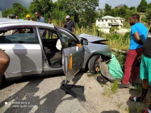 Update: 18-year-old killed in Mandeville crash - Jamaica Observer