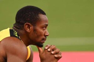 World Relays: Jamaican men drop baton in 4x100m heat