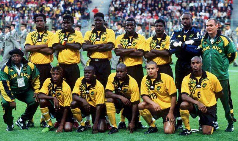 Reggae Boyz Inspiram! Lendas de '98 Motivam a Jamaica Rumo à Copa do Mundo!