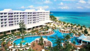 RIU says it will reopen all Jamaica hotels before year-end