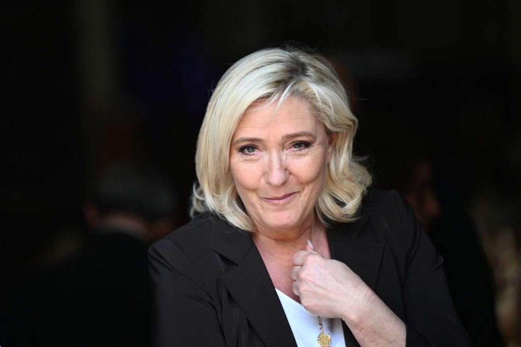 Far-right leader Le Pen kicks off presidency tilt in wake of France protests
