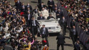 Pope Francis calls for an Easter truce in Ukraine - Jamaica Observer