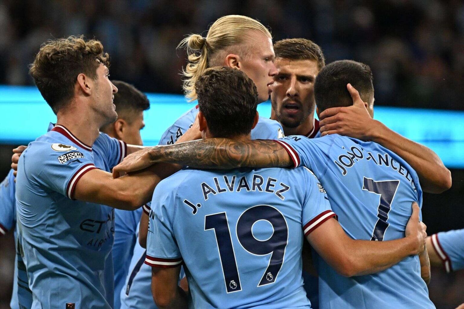 Record-breaking Haaland hits City treble, Arsenal stay perfect ...
