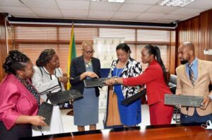 Improving Spanish language - Jamaica Observer