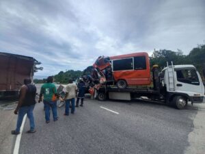 Two dead, several injured in St Ann crash - Jamaica Observer