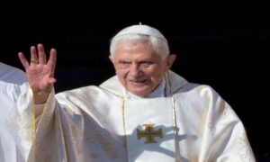 Vatican says health of retired pope Benedict XVI ‘worsening’ - Jamaica Observer