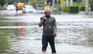 DeSantis seeks federal aid for Fort Lauderdale flood victims - Jamaica ...