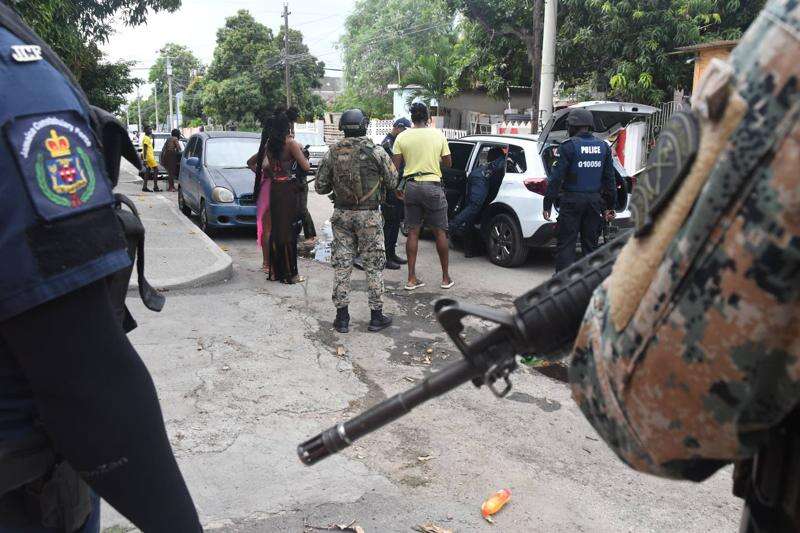 Hunt on for 'dunce' criminals Jamaica Observer