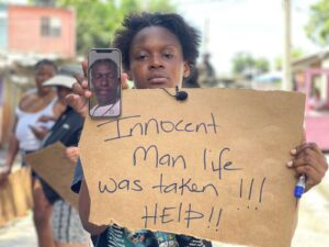 WATCH: Denham Town residents mount fiery protest over fatal police ...
