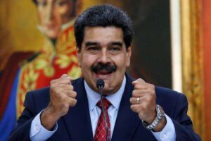 US slaps sanctions on Maduro relatives as Venezuela war fears build