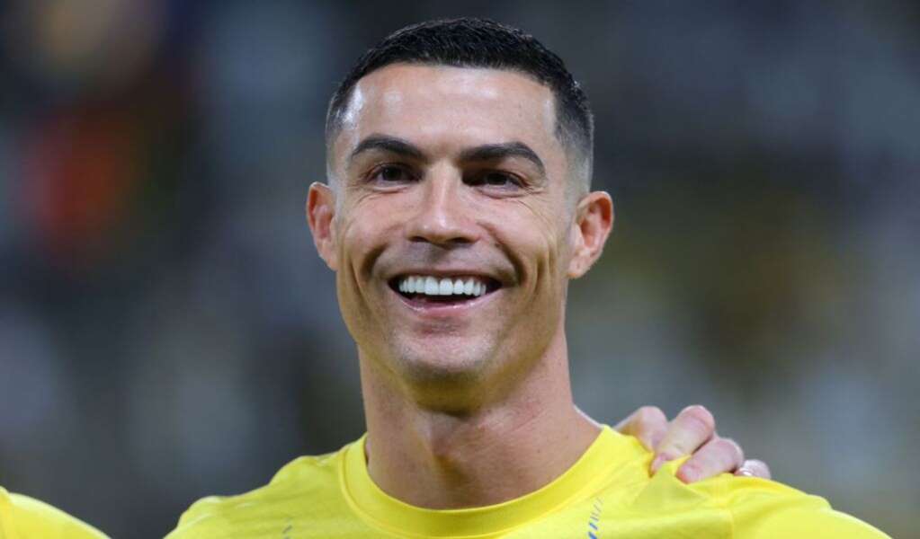 Ronaldo banned for 30 days, fined US$285 over Portugal dispute