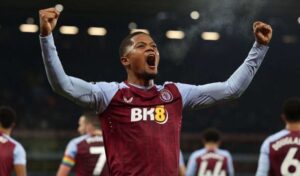 Bailey reassures Aston Villa of commitment to club, accuses media of spinning his words
