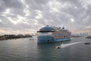 Royal Caribbean's Icon, world's largest cruise ship, sets sail - Vimarsana News