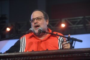 Golding begs for PNP unity - Vimarsana News