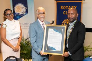 Tommy Cowan receives Victor Rhone Ethics Award - Vimarsana News