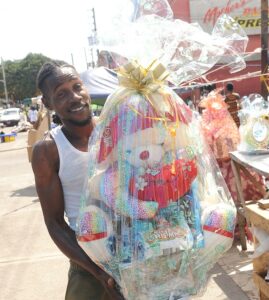 Valentine's Day ranks high for Jamaican retailers - Vimarsana News
