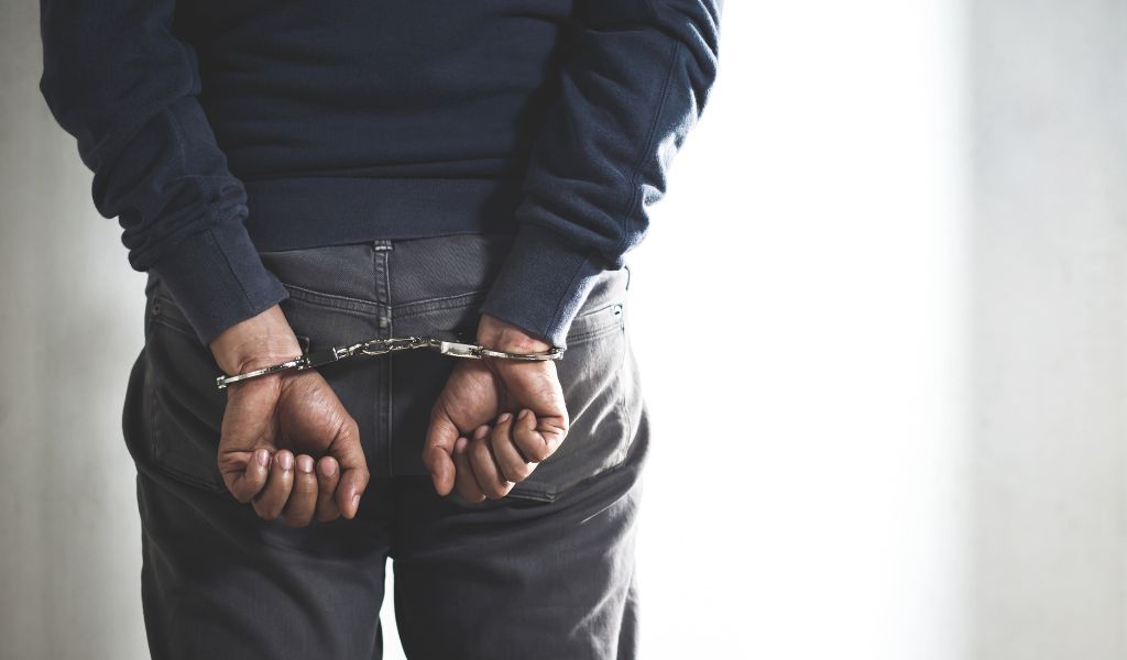 52-y-o 'Touche' charged in alleged theft of iPhone 11 - Vimarsana News