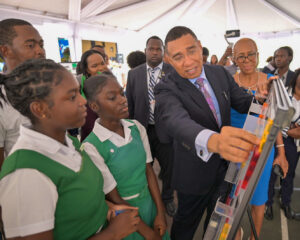 Gov't to establish STEM innovation teaching centre at Heroes Circle - Vimarsana News