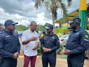 Chang, Blake lead tour of Grange Hill - Jamaica Observer - Vimarsana News