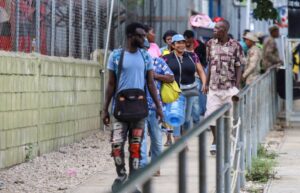 Dominican Republic builds border fence with Haiti to curb smuggling