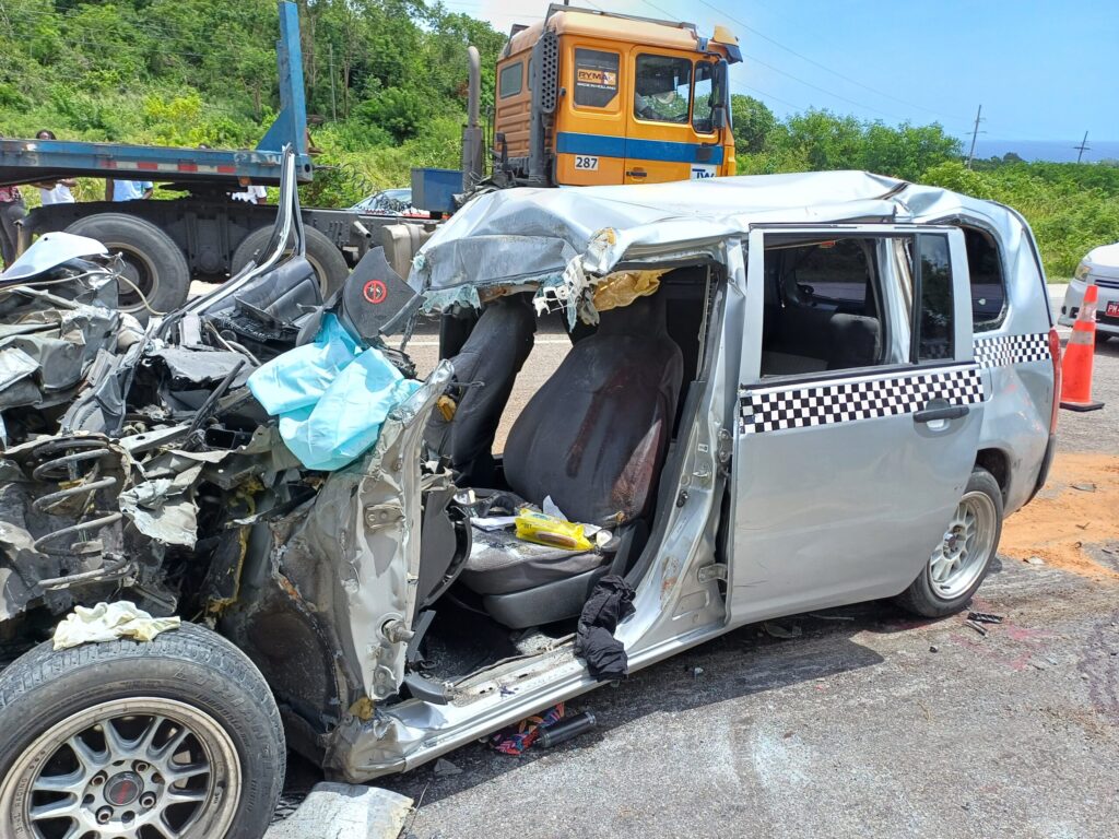 UPDATE: Vierter Mitfahrer erliegt Verletzungen nach Unfall in Trelawny
