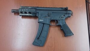 Cops find submachine gun in trunk of scrapped car