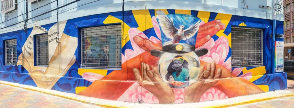 Rotary clubs unveil augmented reality mural in Downtown Art District ...
