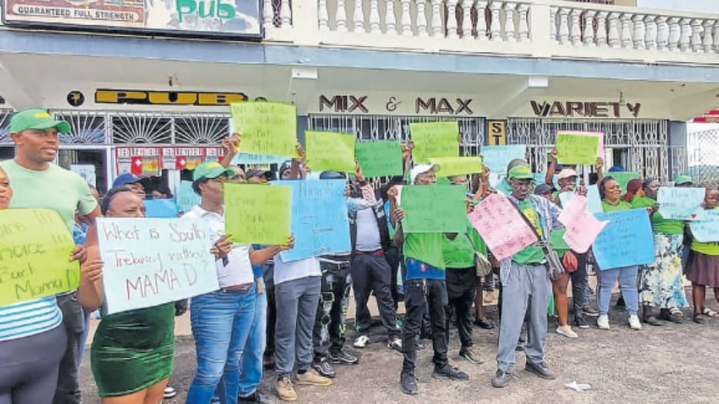 JLP supporters again call for Mama D’s return - Jamaica Observer