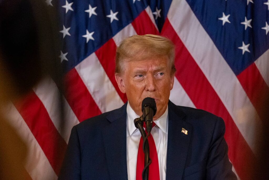 White House says Trump will impose Canada, Mexico, China tariffs at weekend