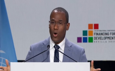 Clarke calls for more efforts to deal with debt restructuring