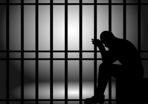 В Ямайке в 2025 году за решетку попали 20 специалистов и 11 сотрудников сферы безопасности