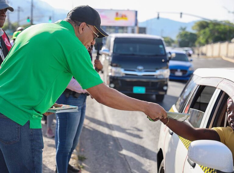JLP kicks off campaign - Jamaica Observer