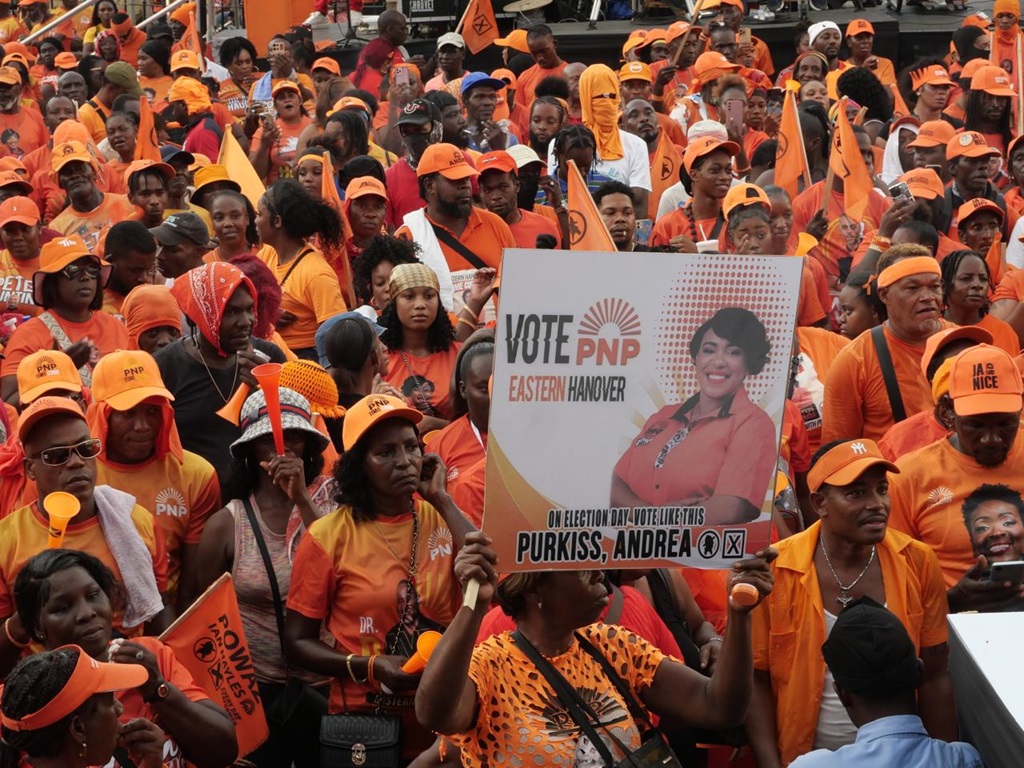 Golding targets undecided and Labourites