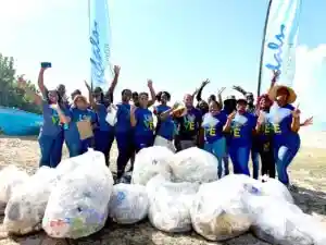 Sandals Foundation zieht fast 200 Freiwillige für Küstenreinigung ab