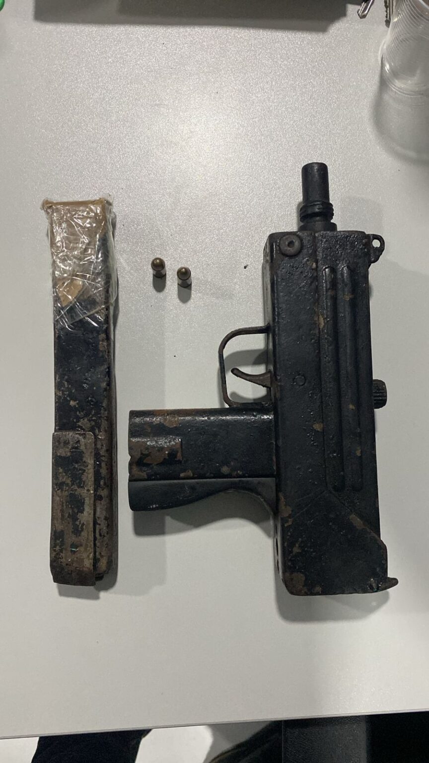 Submachine gun seized in St Andrew South Police Division - Jamaica Observer