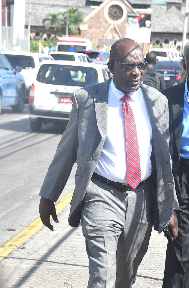 Absent witness, IT issues delay Ruel Reid and Co trial