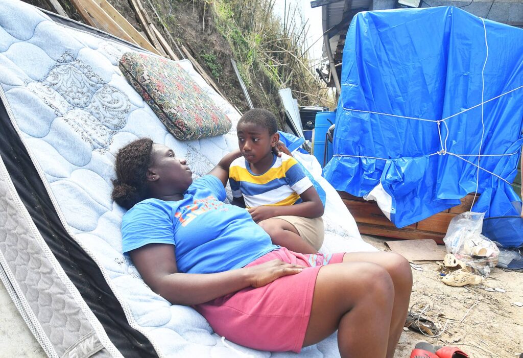 ‘Mamãe, a Melissa está voltando?’: Furacão Melissa Assombra Criança e Deixa Família Desabrigada