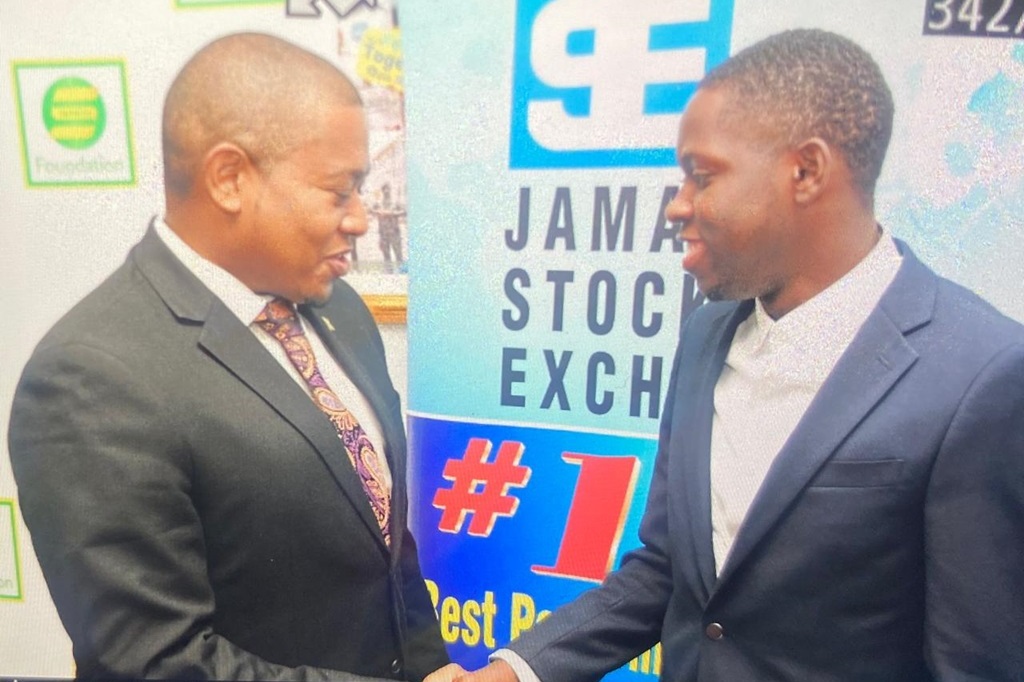 Campeão Mundial Doa Meio Milhão de Dólares Após Furacão Melissa: Veja Como!