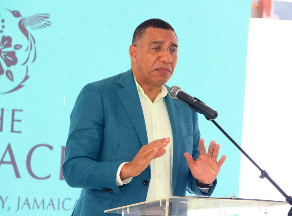 PM urges luxury segment to also provide low-income housing