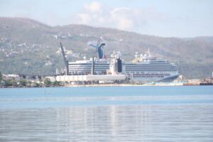 Business community pleased as cruise ships return to MoBay