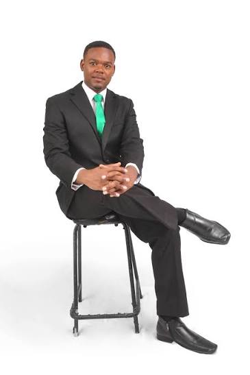 MoBay mayor to walk the runway at annual Jingle Mingle Fashion showcase