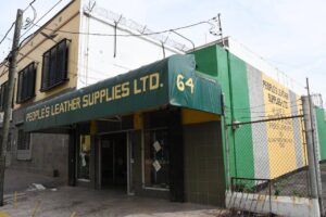 ‘No one to work’