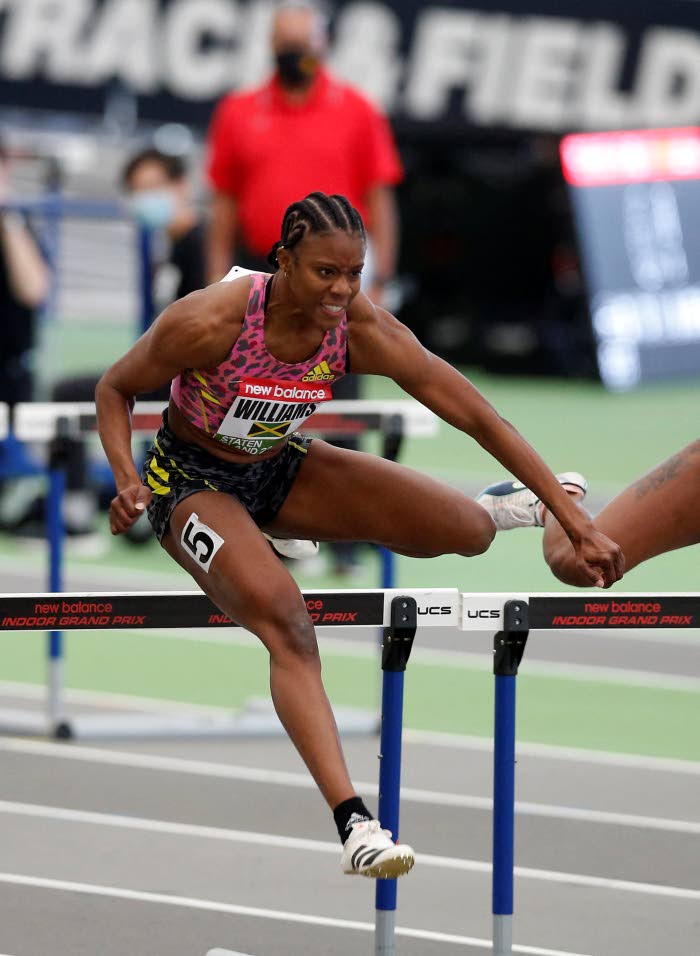 Williams, Foreman achieve indoor world lead efforts