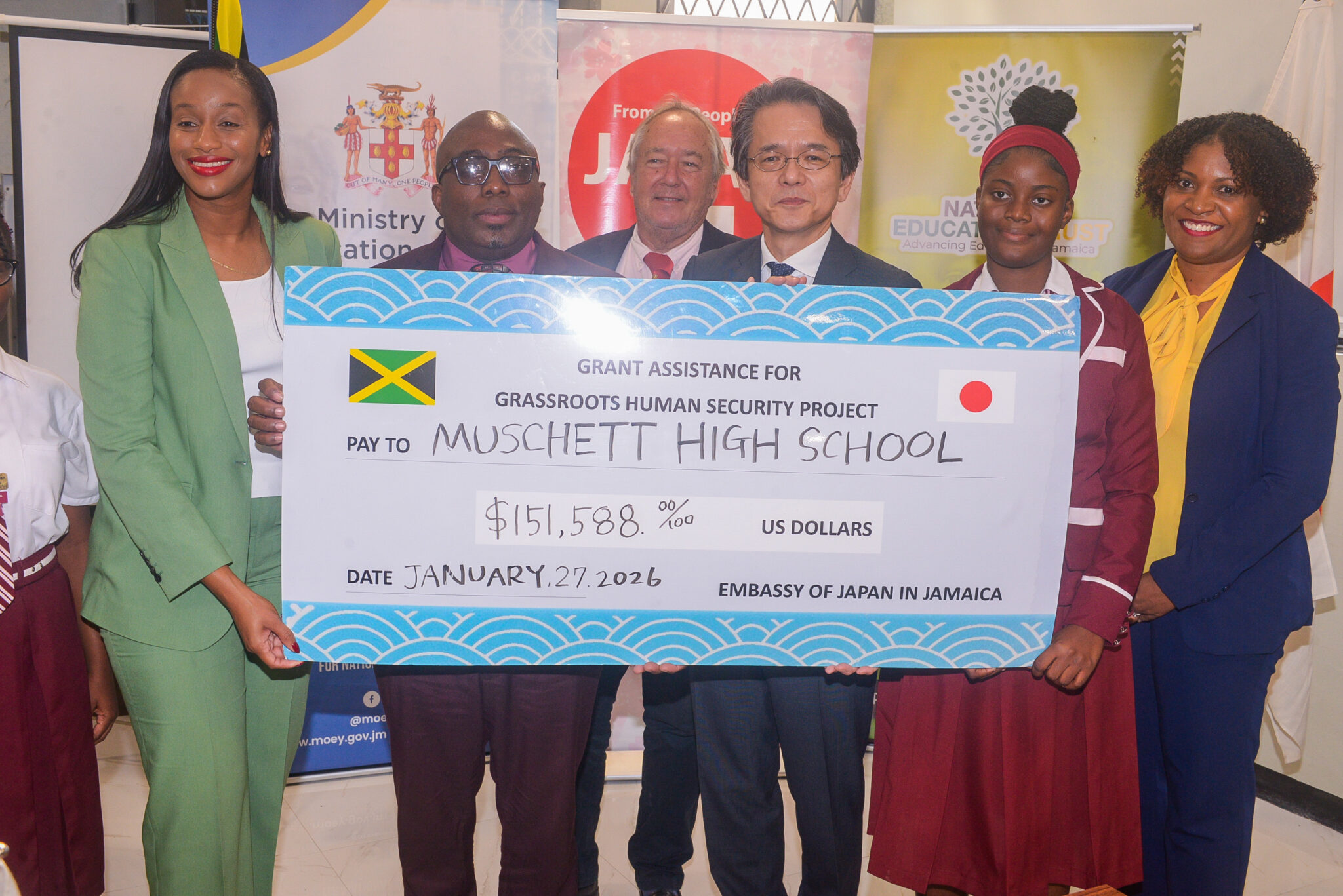 Japan donates two school buses to Muschett High - Jamaica Observer